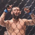 UFC spektakl - Čimajev brani pojas protiv Striklanda