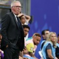Ančeloti odgovorio kritičarima: "Samo Ferguson može da mi deli savete"
