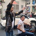 Prljavi Inspektor Blaža u velikom stilu predstavio novi album, na promociju stigao na nesvakidašnji način