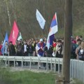 Studenti iz Gornjeg Milanovca krenuli ka Ljigu