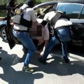 Filmsko hapšenje Crnogoraca u Beogradu: Jedan od privedenih bio na Interpolovoj poternici, policija ih uhvatila na prepad i…