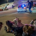 (FOTO, VIDEO) Šolcov avion evakuisan zbog raketnih napada u Izraelu, ljudi ležali na pisti
