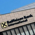 Ogroman pad dobiti Raiffeisen Bank Internationala