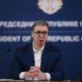 Predsednik Vučić stigao u London: Sutra učestvuje na Samitu Evropske političke zajednice