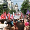 Praznik je prošao, a pretvaranje radnika u robove nastavljeno