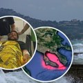 (Foto): Ivana je morska struja u Grčkoj odvukla na pučinu, plutao je 24 sata: Spasila ga je lopta koju su deca šutnula 100…