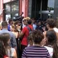 Predstavnici opozicije ušli u Gradsku kuću u Zaječaru posle ubeđivanja sa policijom