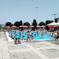 Konjuktivitis, upala bešike, atletsko stopalo, stomačni problemi... Ovo sve možete zaraditi na bazenu: Ovako se zaštitite!