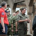 Teške su ovo situacije: Gašić obišao požarom zahvaćena mesta i porodice u okolini Kruševca (foto)