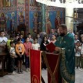 Deci obezbeđen pribor za školu: U Leposaviću služen moleban za početak školske godine (video)