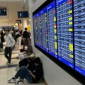 Широм САД отказане стотине летова због снежне олује и проблема са софтвером