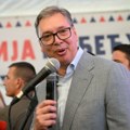 Vučić: Stiglo skoro 3.000 prijava na sajt "Ko si bre ti"
