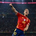 Dani Olmo: Igrač koji vraća slavu desetke na dresu