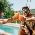 Nove zabrane prodaje alkohola na Jadranu: Kazne za trgovce i do 40.000 evra