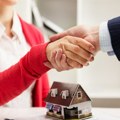 Godinama plaćate ratu, a dug nije manji? Evo gde je zamka stambenih kredita, kolji deo iznosa "jede" kamata