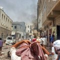 Jemen tone u novu humanitarnu katastrofu: Ljudi beže glavom bez obzira, porodice ostaju razdvojene