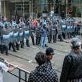 Suzavcem na demonstrante u Milanu, sedam uhapšenih u Bolonji