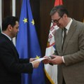 Vučić prihvatio poziv Bin Zajeda da učestvuje na konferenciji UN u Dubaiju