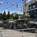 Srbe uznemirio dolazak velikog broja kosovskih specijalaca u Zvečan, strahuju od novih hapšenja