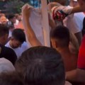 Haos na đokovićevom treningu u budvi! Hit scene iz Crne Gore: Navijači upali na teren, Novak se izgubio u masi (video)