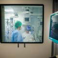 Medicinske sestre - obavezna karika i most između pacijenata i lekara (AUDIO)
