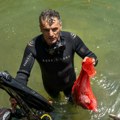 Vredne ruke očistile Glavno jezero u Beloj Crkvi Uklonjeno 100 kilograma otpada sa obale i površine
