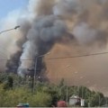 Све већа драма на Ситонији: Ватра стигла до кућа и мора, жестока борба ватрогасаца са стихијом! Почела евакуација! (видео)