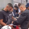 Skandal! Reprezentativac tzv. Kosova stigao kod Vlahovića i Kostića, pa potpisivao UČK zastavu