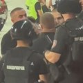 „Prijateljski“ razgovor Žandarmerije i batinaša na Marakani: Snimak koji pokazuje sve što je pogrešno u Srbiji VIDEO
