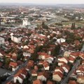 Incidenti u Valjevu: Sednica Skupštine prekinuta, predsednik okružen privatnim obezbeđenjem