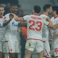 Lil - Crvena zvezda: Neverovatan promašaj Arnautovića! Crveno-beli krenuli po drugi gol!