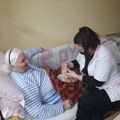 Tesan obruč za kragujevačke gerontodomaćice: Baj-baj posle isteka projekta