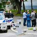 Upucani vlasnik poznatog restorana teško povređen: Prve slike sa mesta krvave drame na Novom Beogradu, vrvi od policije