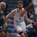 Potpuni haos u Pireju! Nezapamćeni "rat" Olimpijakosa i Vokapa! Košarkaš mora odmah da se izvini, evo zbog čega je nastao…