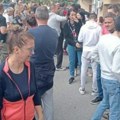 Libijci brutalno pretukli frizera Stanari voždovačkog naselja Stepa Stepanović protestovali posle napada u komšiluku