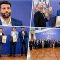 Šapić svečano uručio laureatima Nagradu grada Beograda za 2023: U Starom dvoru zahvalio im se na velikom doprinosu…