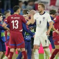 Engleski fudbaleri u delirijumu! Slave pobedu protiv Srbije kao da su osvojili EURO 2024 (FOTO)