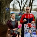 Karadžić podržao studente u Pionirskom parku: Jedino ispravno je da ljudi budu na poslu, deca u vrtićima i školi, i jedino…