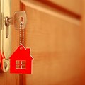 Saznajemo - Poreska uprava očekuje 2,6 miliona evra od izdavanja stanova na dan