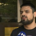 Privedeni asistent iz Novog Sada: Terete me za skidanje zastave Srbije sa prostorija SNS