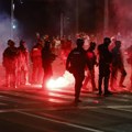 Protesti u više gradova Srbije: U Novom Sadu demolirane prostorije SNS-a, incidenti i u Beogradu