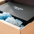 Čuvena modna kuća Prada na meti spektakularne krađe! Lopovi zbrisali sa cipelama vrednim pola miliona evra