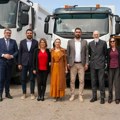 Starović i ambasador Italije komunalcima u Valjevu uručili nova vozila za prikupljanje otpada