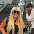 Po Daru i njenog 20 godina mlađeg dečka na aerodrom stigao ferari: Evo šta kaže o trudnoći: "Ne smem da pričam"