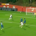 Jedan od najmlađih fudbalera u Superligi Srbije postigao majstorski gol, ovo je prava lepota sa 20 metara!