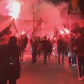 Građani dočekali studente pešake uz baklje i vatromet: Veličanstvena noć u Obrenovcu VIDEO