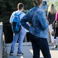 Osnovna Škola u ovom gradu u Srbiji uvela zabranu telefona: Hodnicima ponovo odjekuje žamor, evo kako sada izgledaju odmori