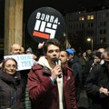 Studenti ispred RIK-a uputili zahtev Vučiću, ukoliko ga ne ispuni do sutra uveče sledi blokada celog Beograda