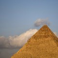 Da li su ovako građene piramide? Pogledali su sliku na zidu grobnice i ostali u šoku: Rešenje jedne od najvećih misterija…