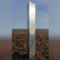 Sumnjaju na vanzemaljce?! Misteriozni monolit se pojavio u Velsu, visok je preko tri metra i niko ne zna kako je tu…